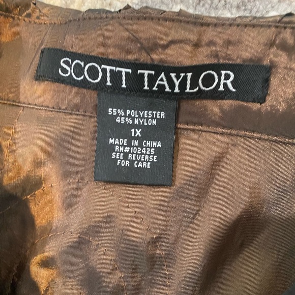 Scott Taylor Top - Picture 3 of 5